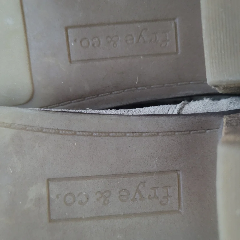 Frye & Co suede ankle boots - Picture 7 of 9